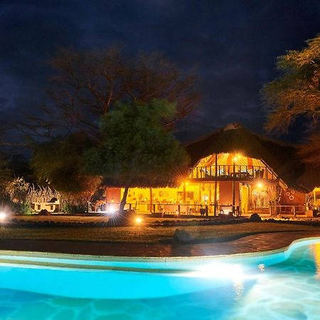 Tawi Lodge Амбосели Екстериор снимка