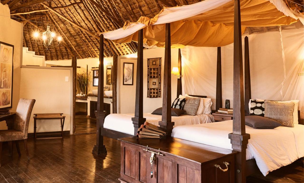 Tawi Lodge Амбосели Екстериор снимка