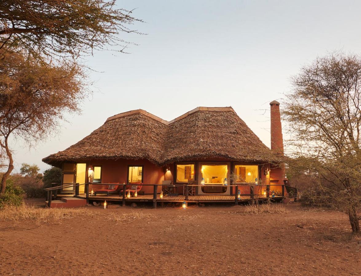 Tawi Lodge Амбосели Екстериор снимка