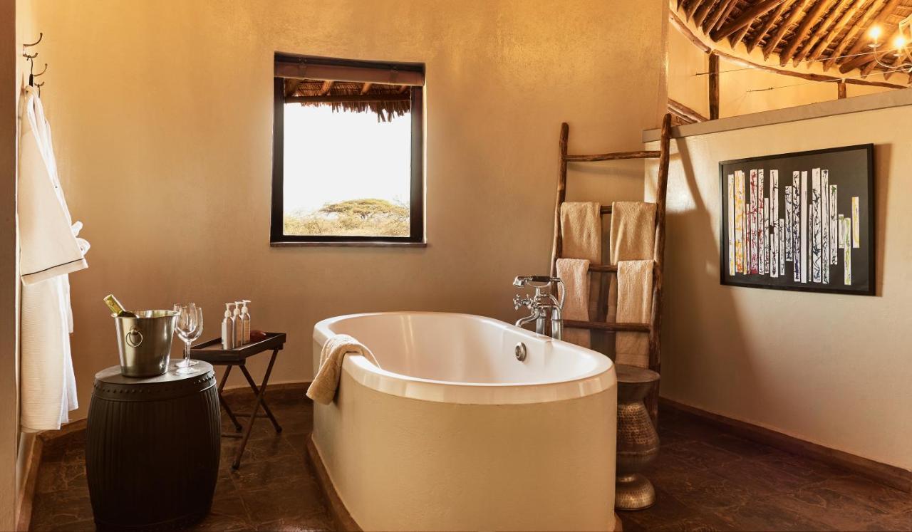 Tawi Lodge Амбосели Екстериор снимка