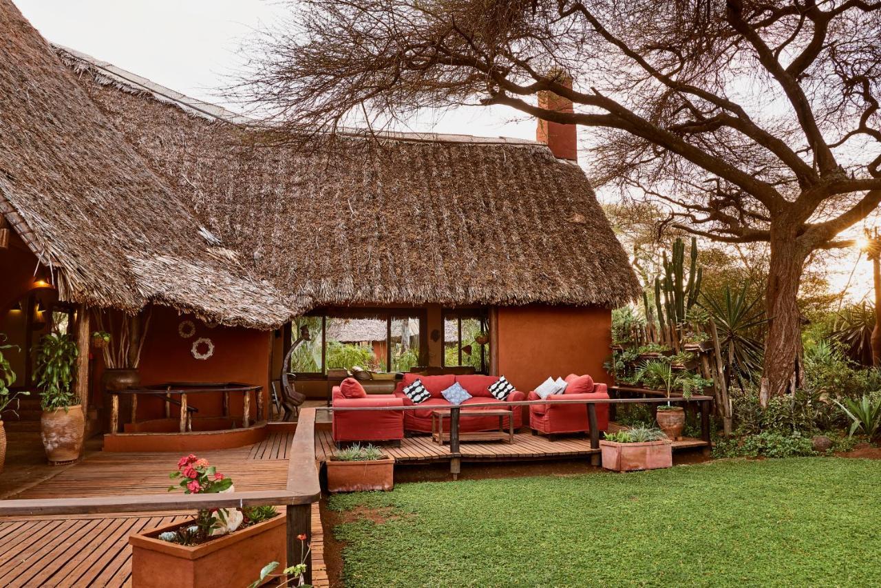 Tawi Lodge Амбосели Екстериор снимка